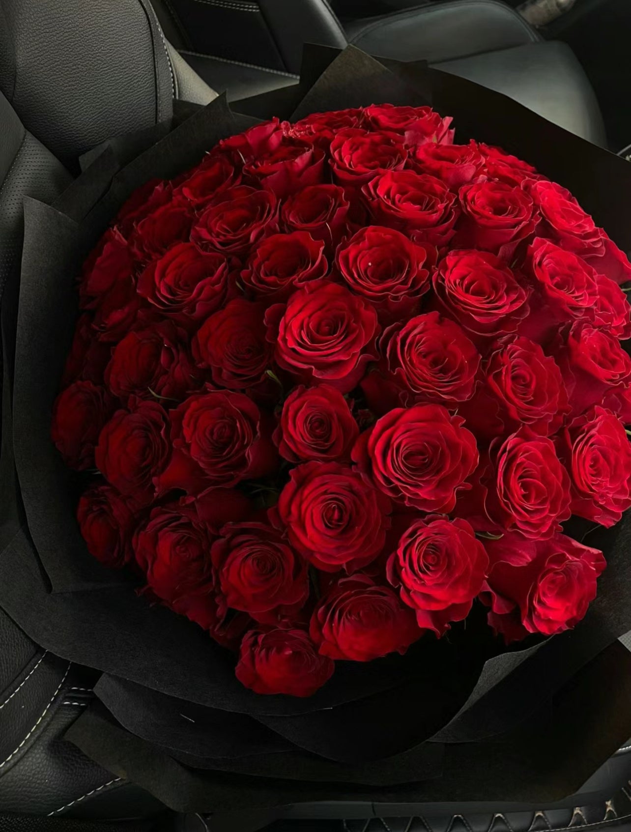 50 Classic Red Roses Bouquet
