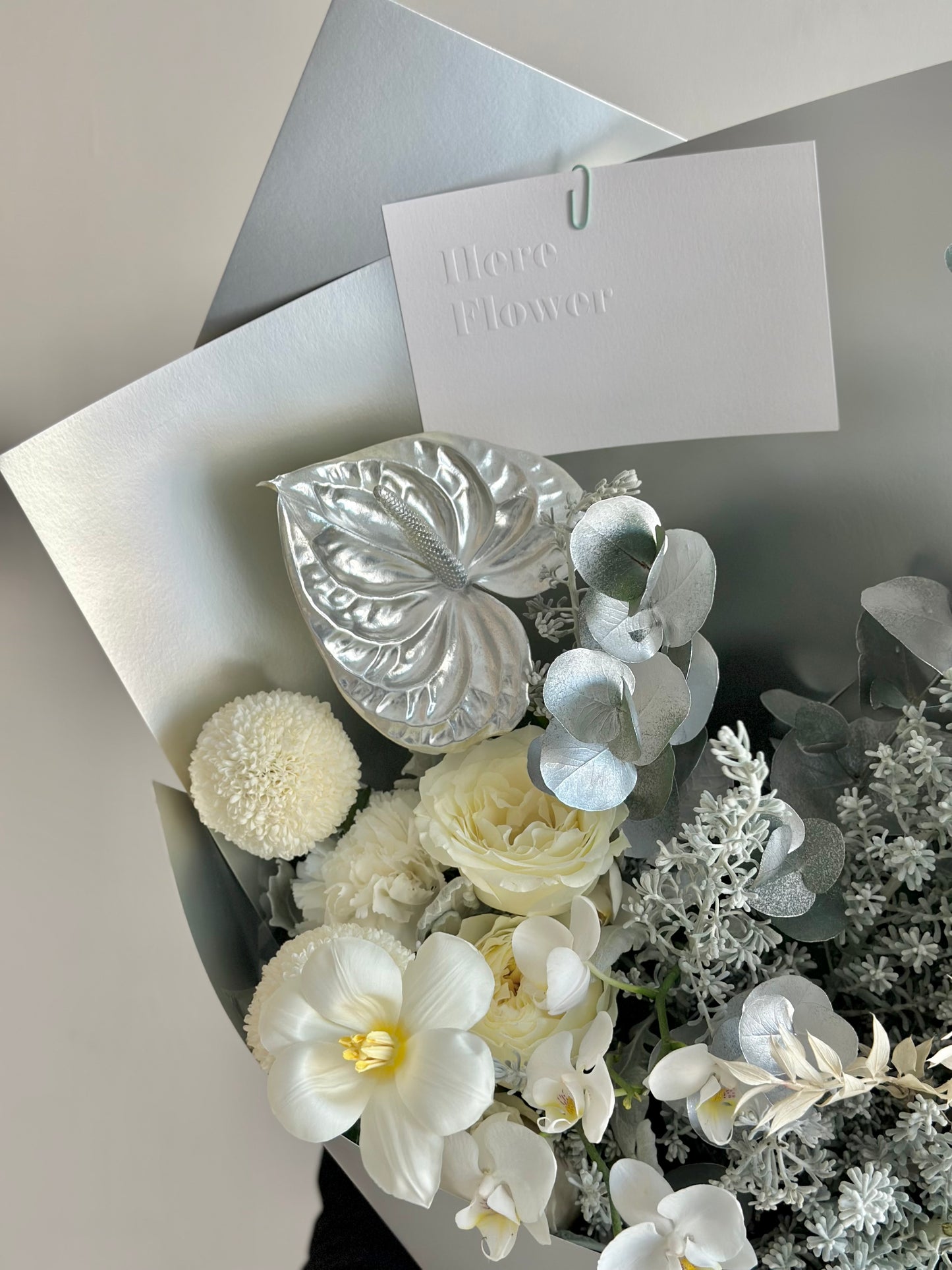 Winter Glow White Bouquet