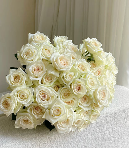50 White Ohara Roses Bouquet